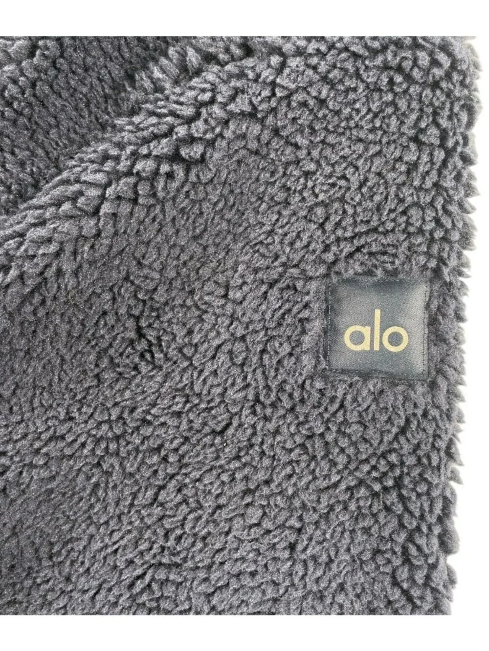 Alo Yoga Sherpa Edge Bomber Jacket Navy Quilted Outdoor Faux Fur Wmn's Sz L NEW